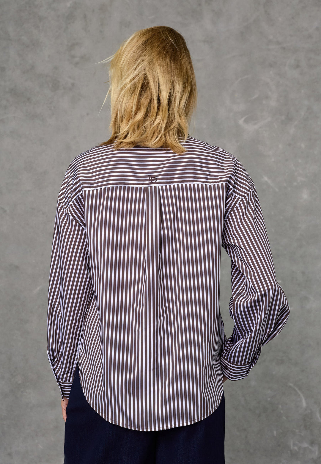 Love & Divine - Love1663 20427 - 832 - Brown Stripe