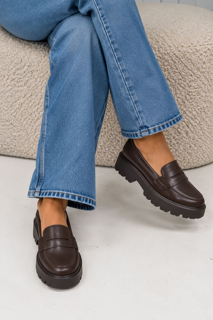 Bloom - Eustoma Loafers - Brown Loafers 
