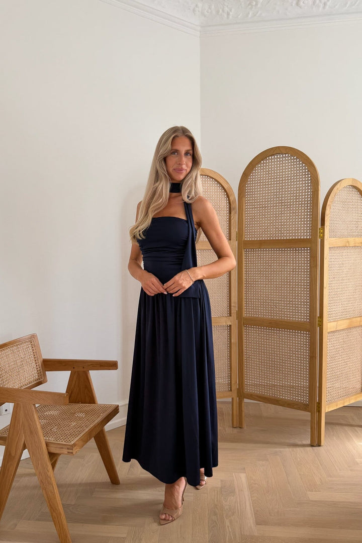 Byic - Astridic Long Dress A25125 - Navy Kjoler 