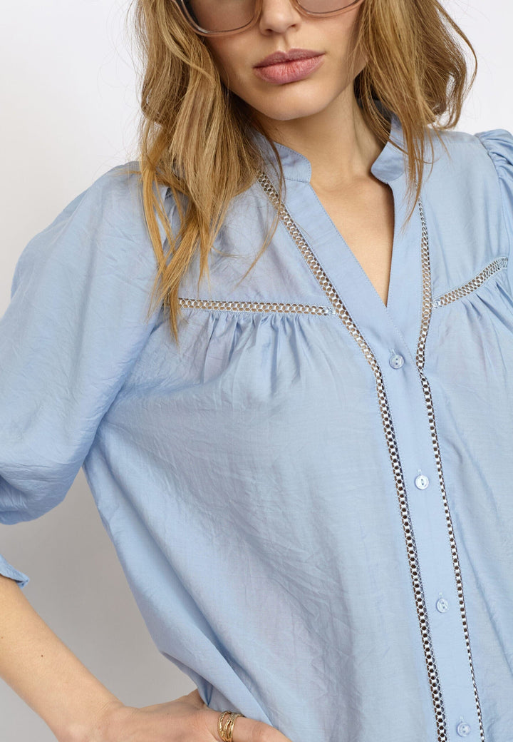 Co´Couture - Callumcc Lace Puff V-Shirt 45173 - 23 - Pale Blue Skjorter 