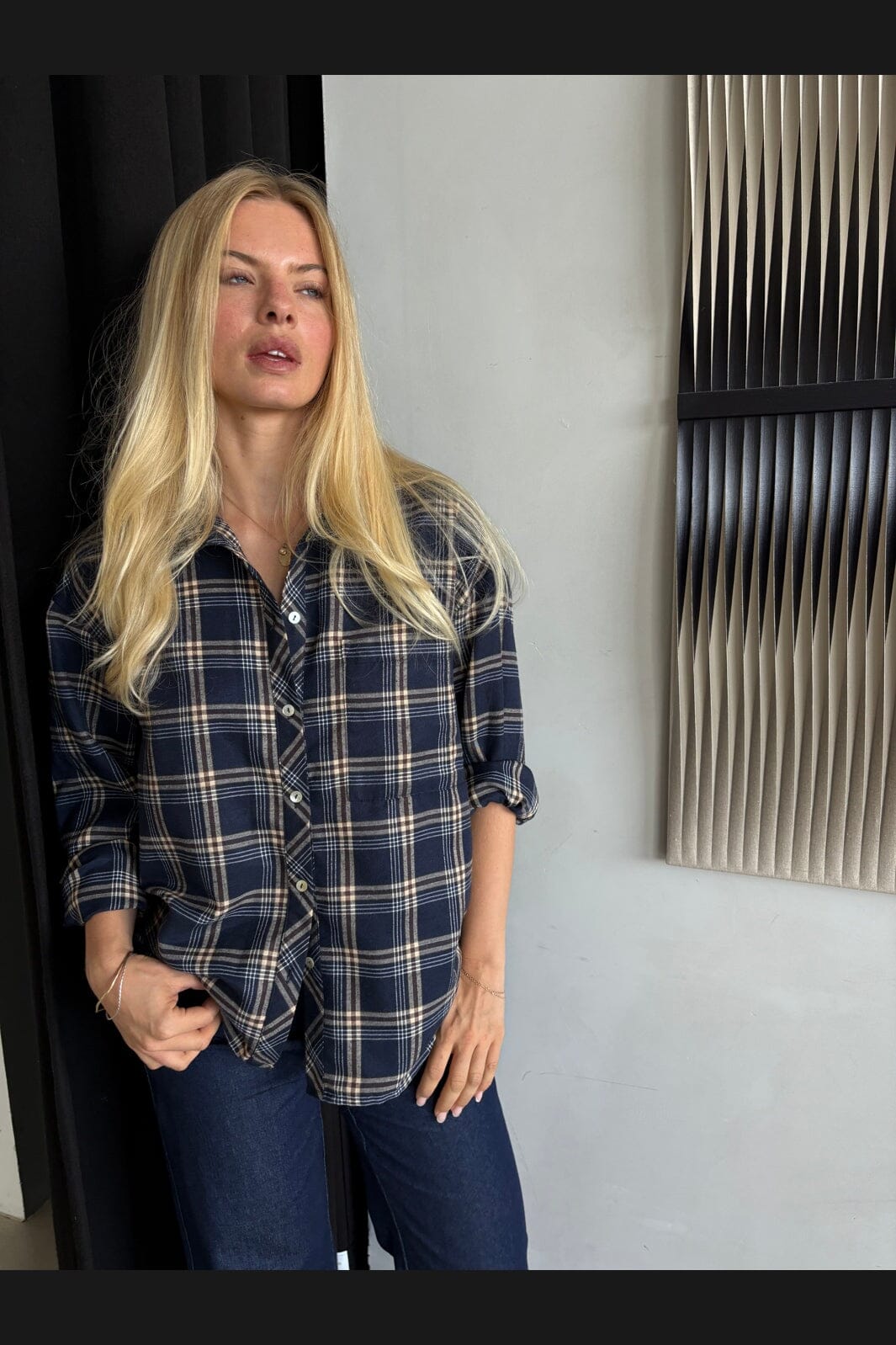 Continue - Alice Check 15348 - Navy Check