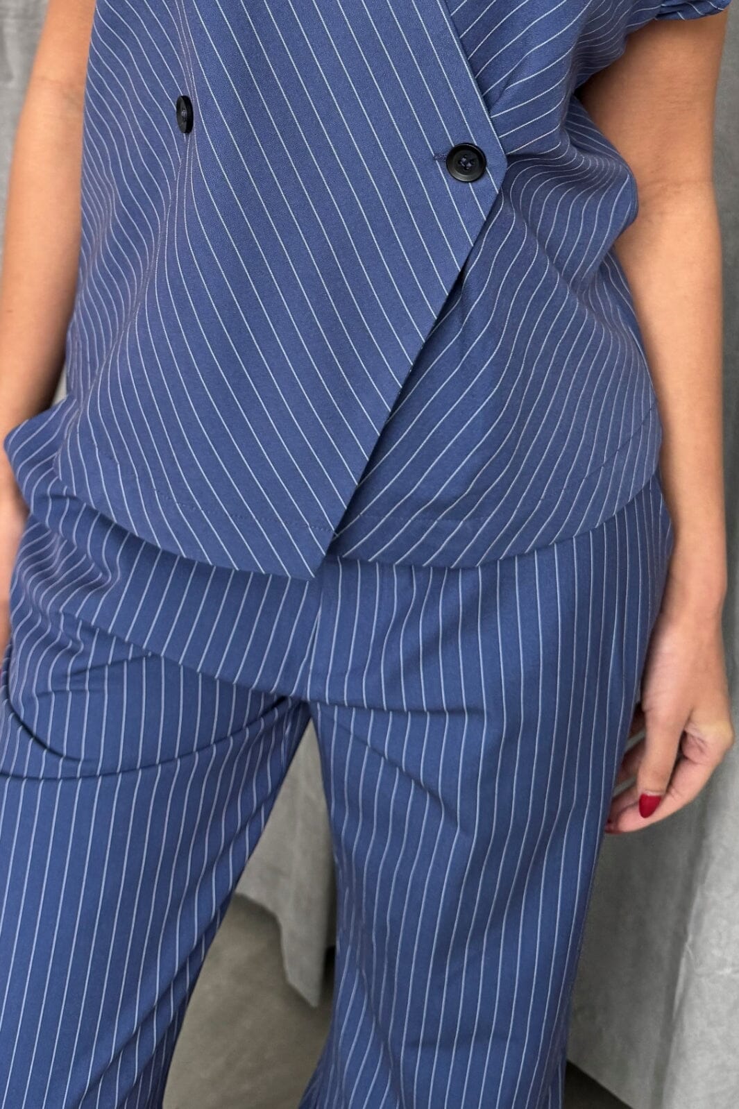 Continue - Roberta Stripe 14819 - Blue Stripe