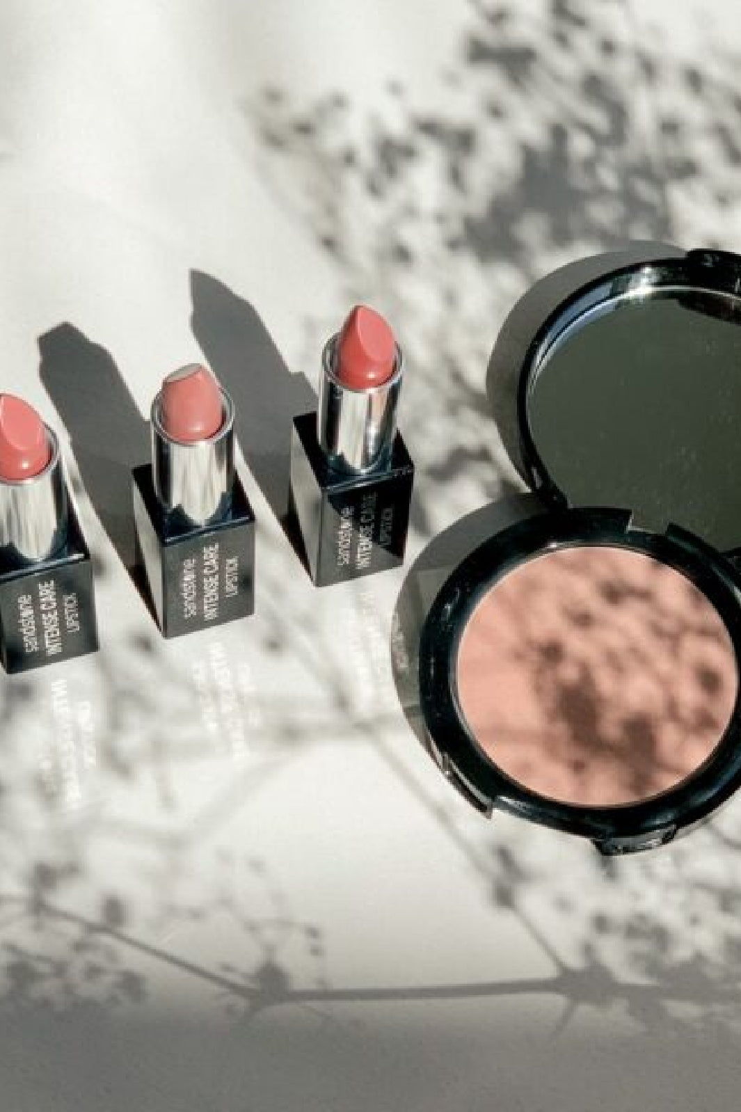 Sandstone - Intense Care Lipstick - 43 Barely There
